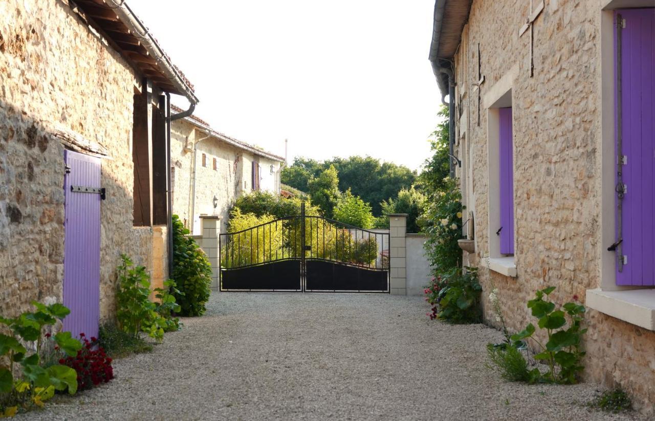 Gite Rural La Maison Mauve Ventouse Exterior foto