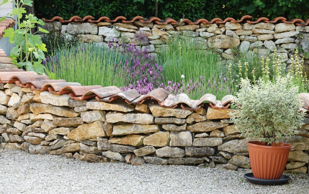 Gite Rural La Maison Mauve Ventouse Exterior foto