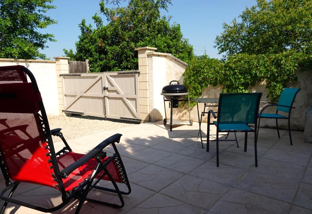 Gite Rural La Maison Mauve Ventouse Exterior foto
